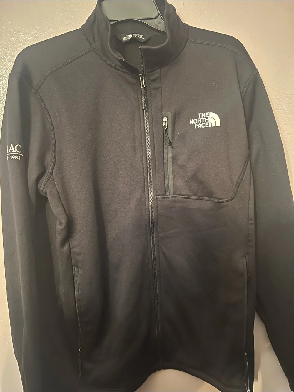 The North Face Black Full-Zip Softshell Jacket Like New Size M
